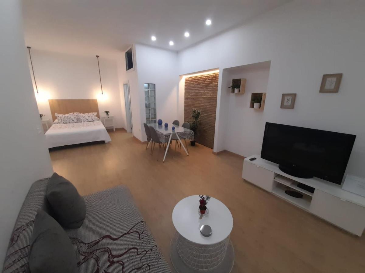 Apartamento Luna De Noviembre Malaga Exterior photo